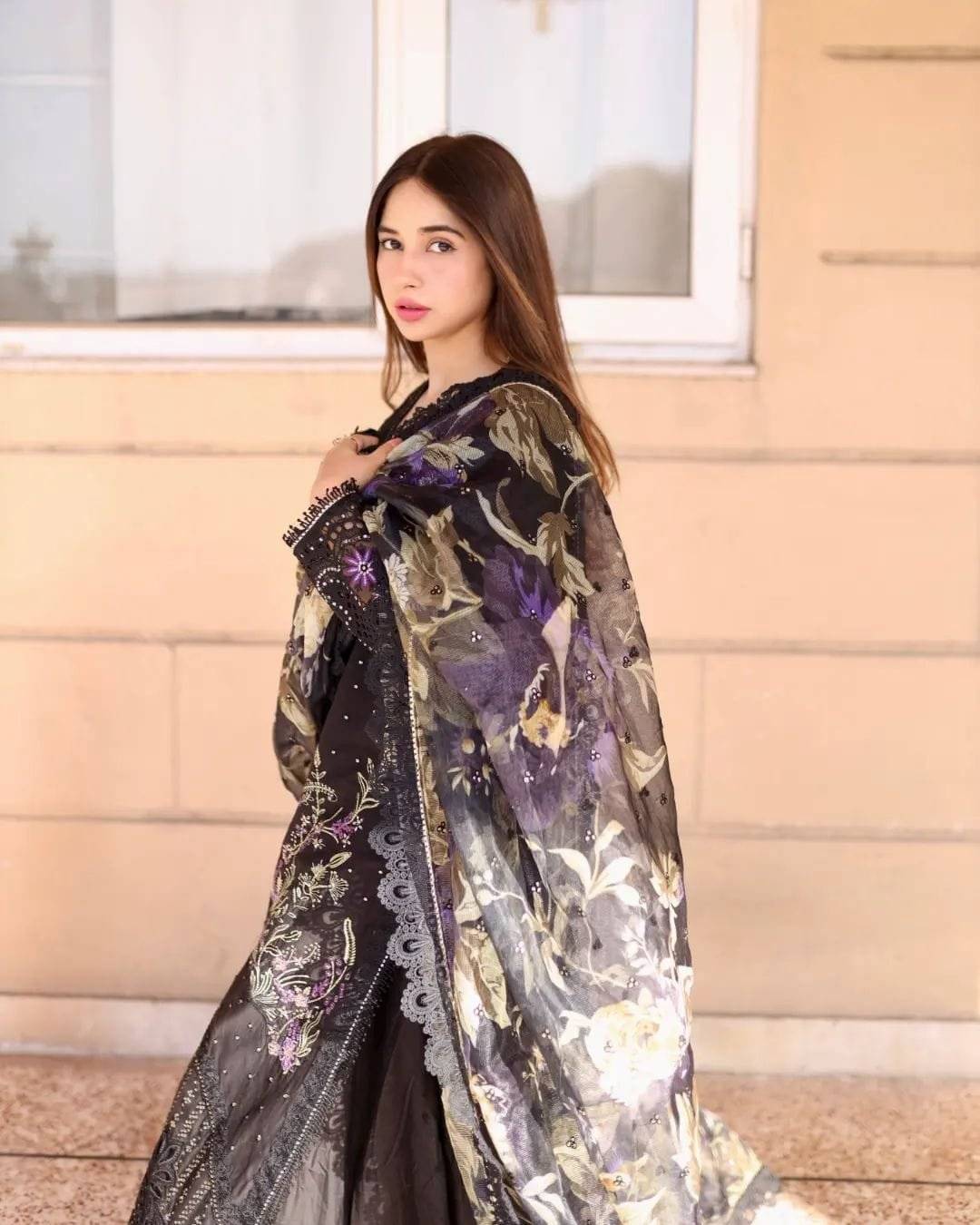 Mushq lawn (olivia)