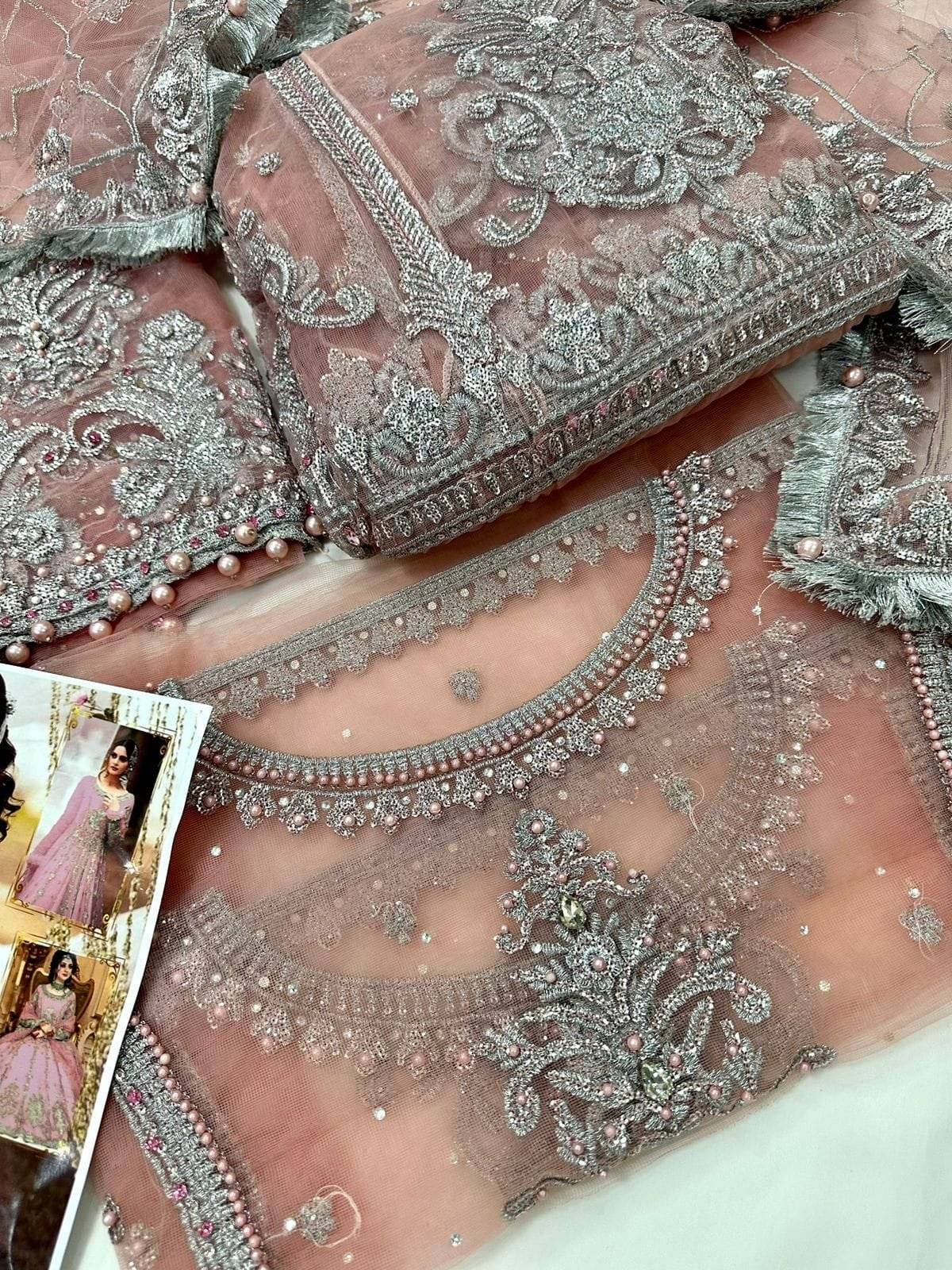 Aiman khan pink