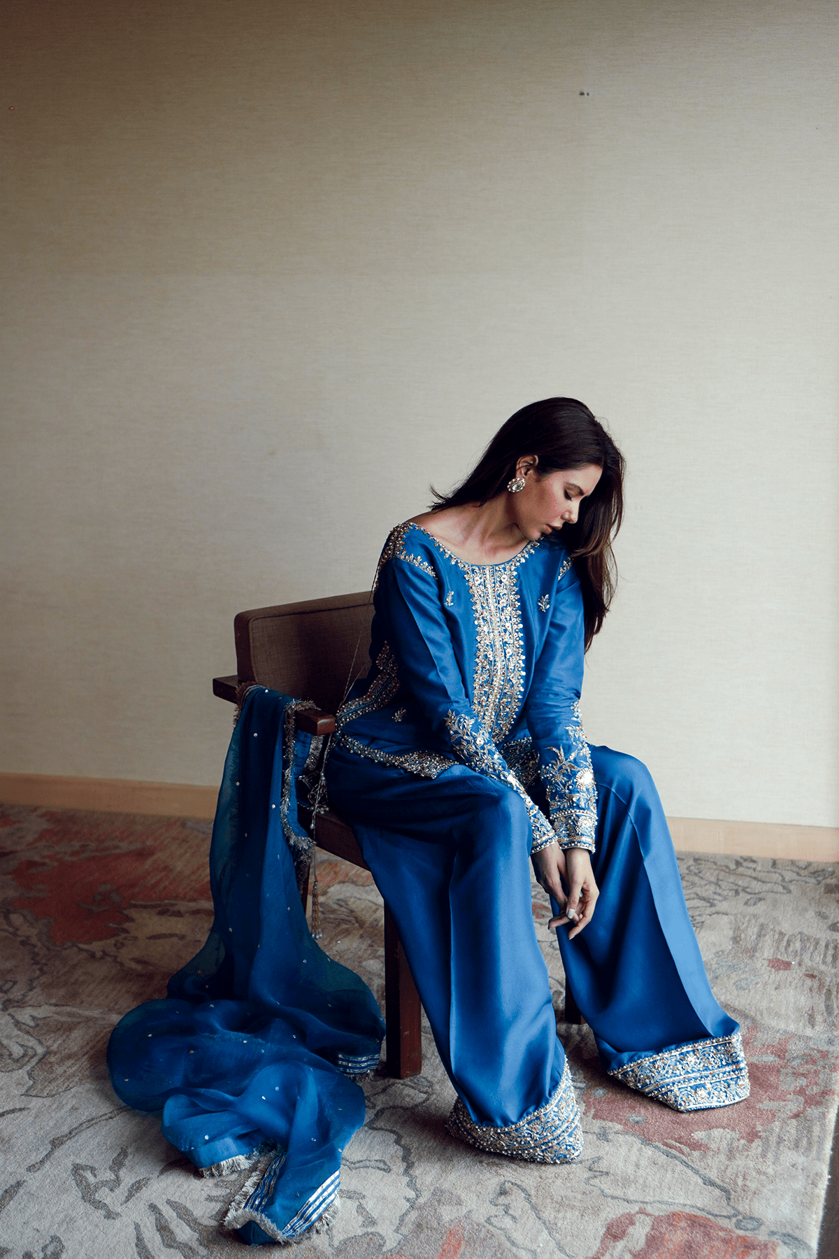 ERUM KHAN - Heer