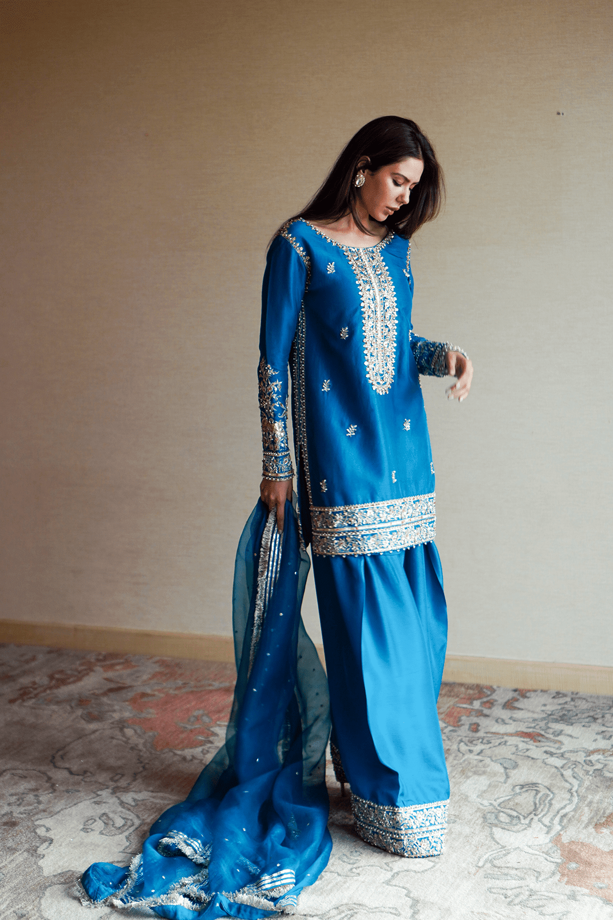 ERUM KHAN - Heer