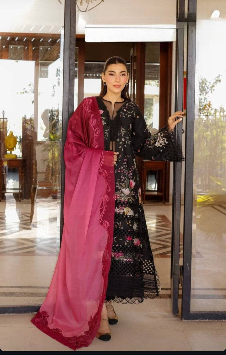 CRIMSON FLOW - MIDNIGHT BOLD LAWN