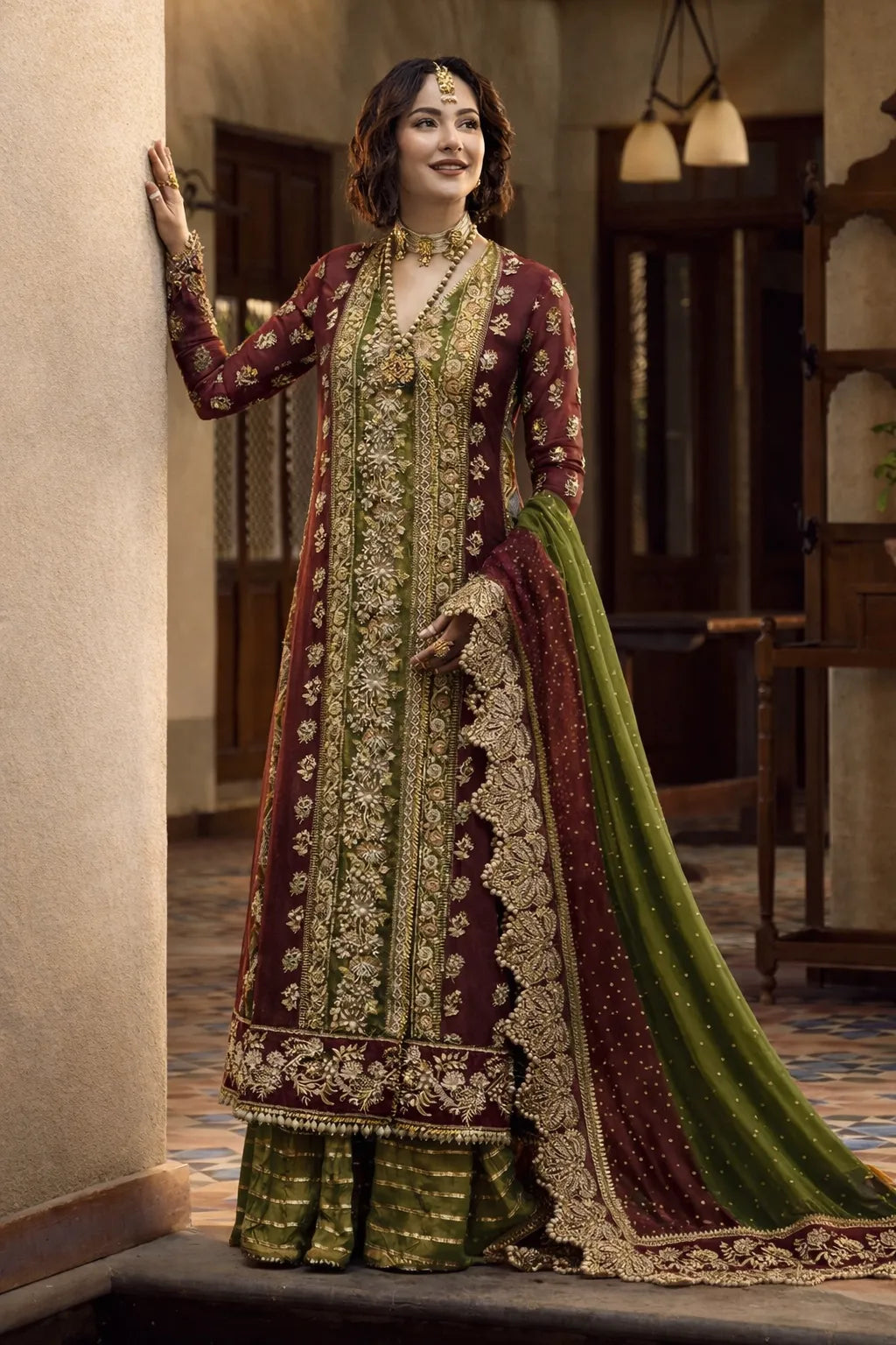 Crimson ek jhalak - mena kaari
