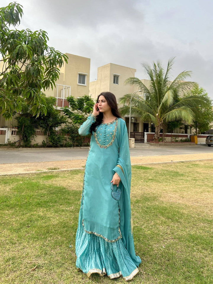 CRUSH SKYDARK MAHNOOR