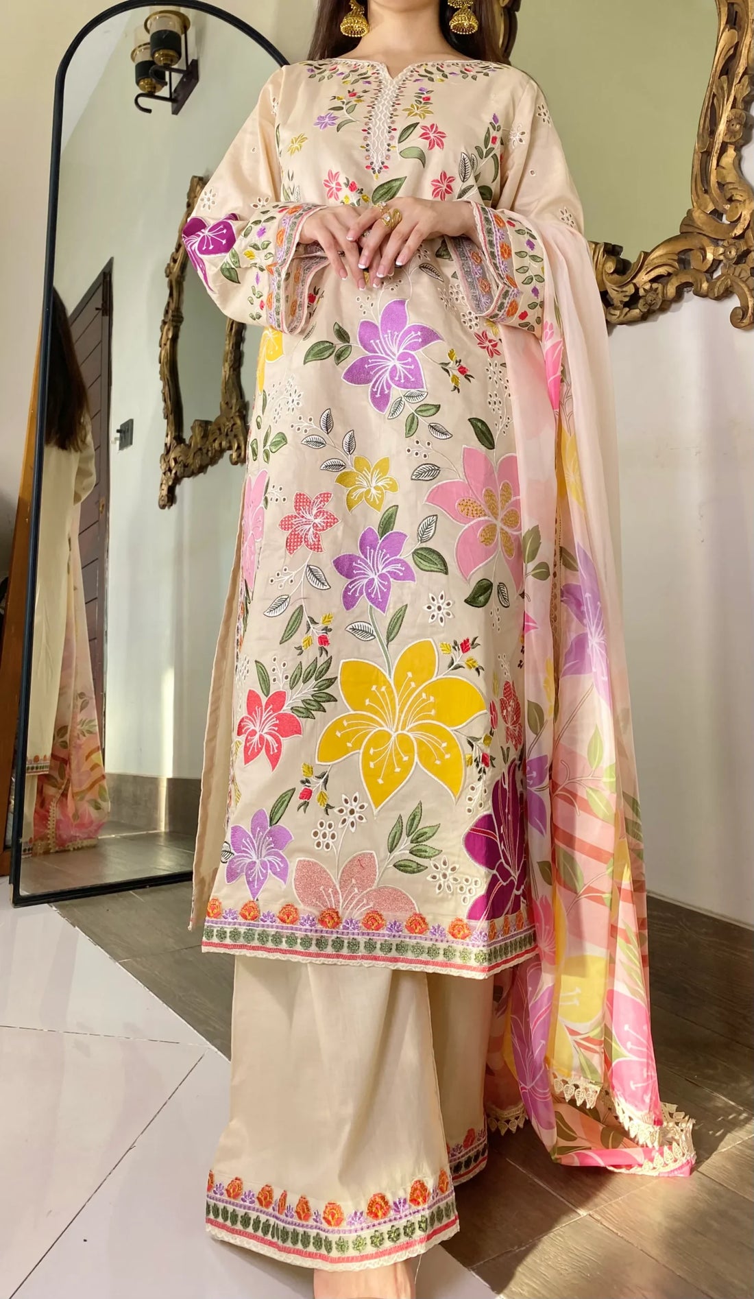 Aneelas cream multi lawn