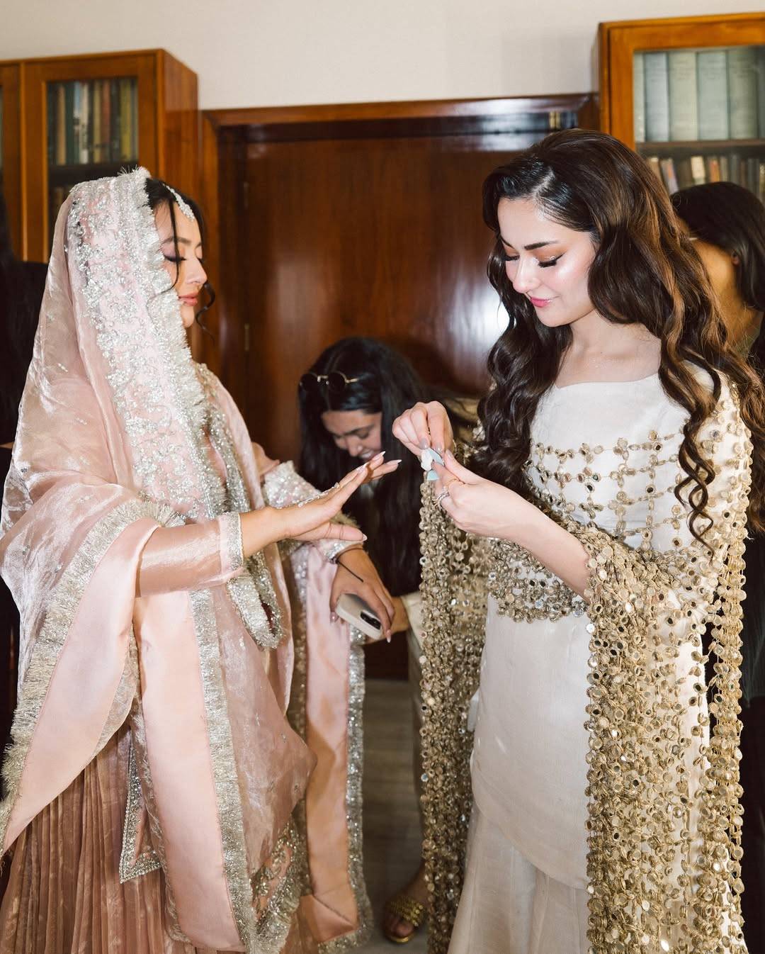 Sheesh golden dupatta