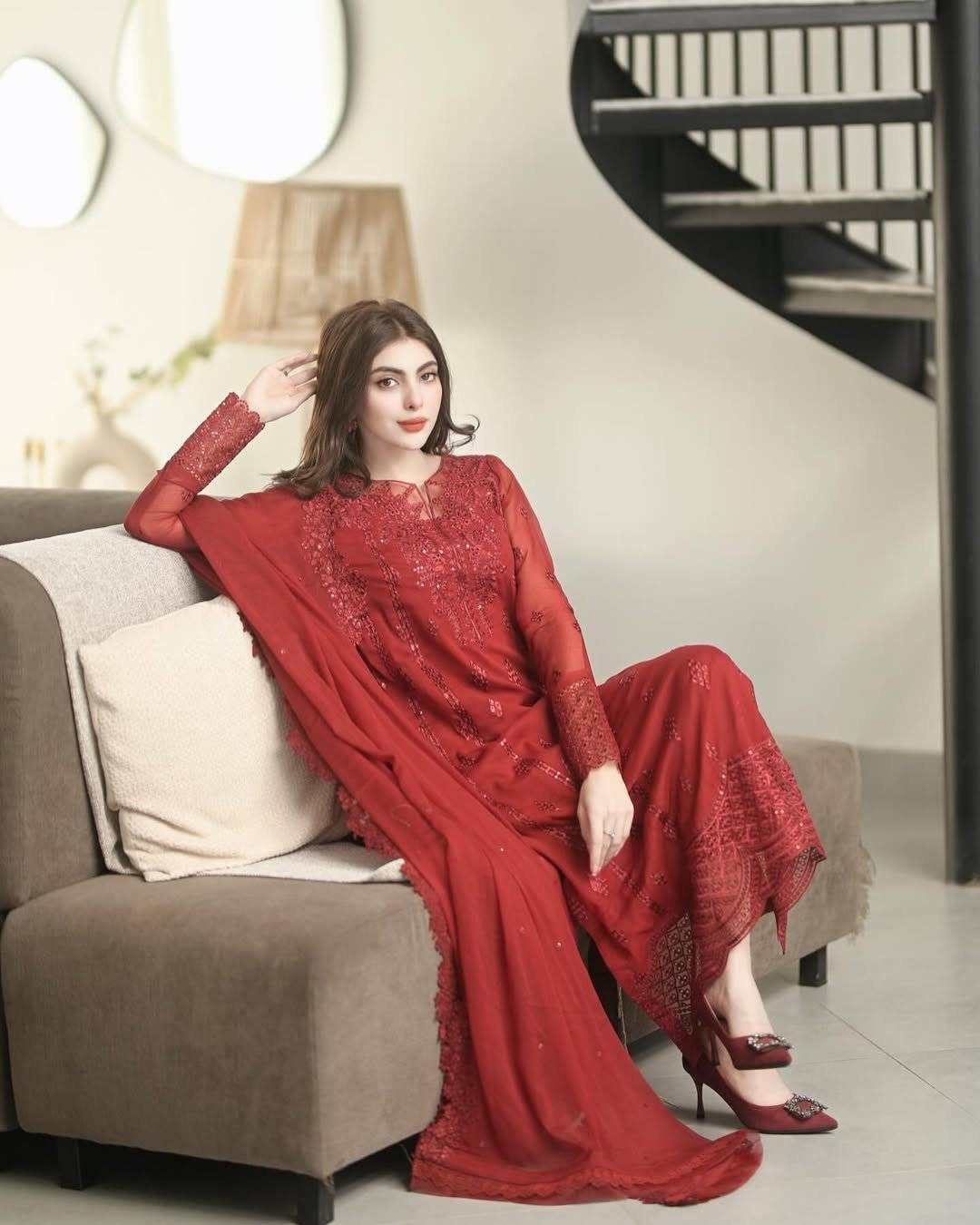 AZURE RED LABEL LAWN