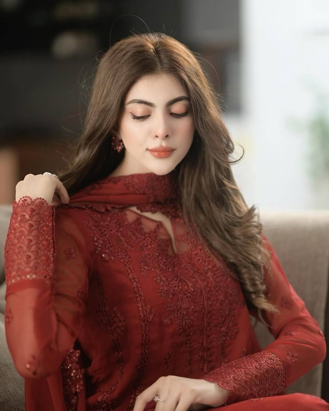 AZURE RED LABEL LAWN