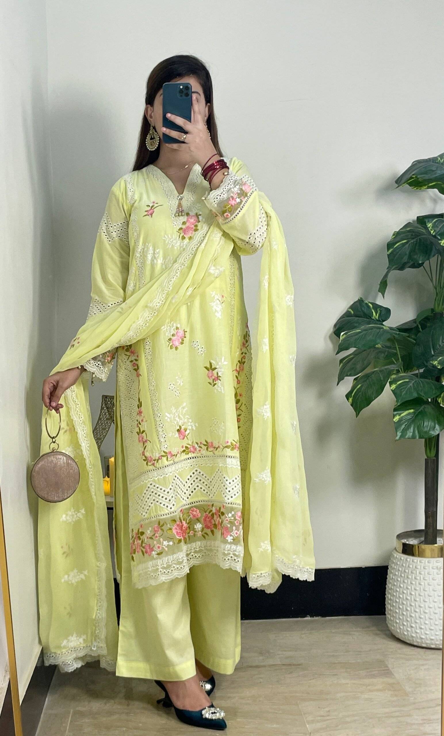 Lemon Butter Chikankari Delight