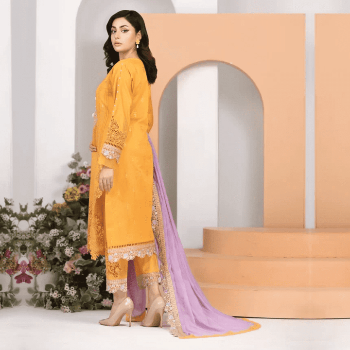 Zarqan lawn