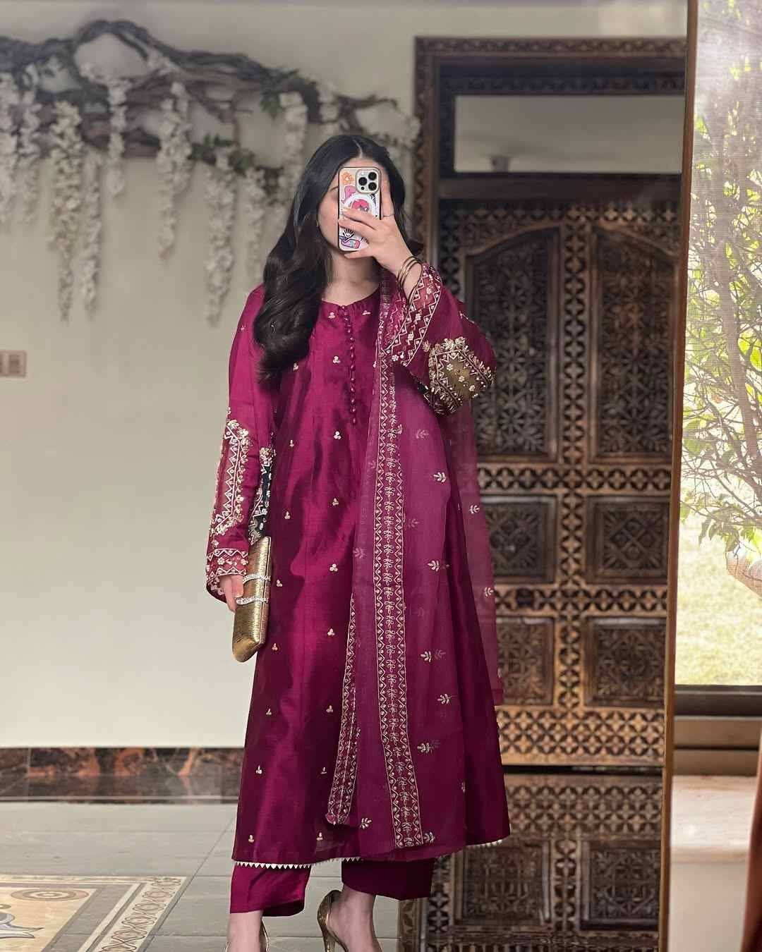 Margenda Raw Silk Ensemble