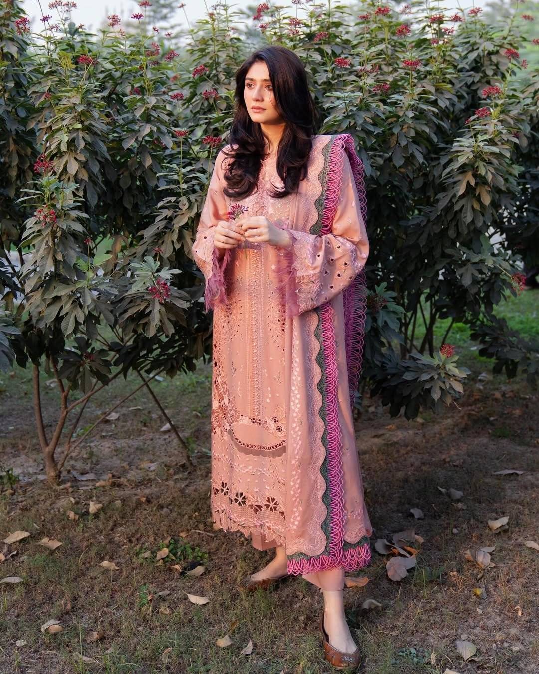 ROSE GOLD | BIN ILYAS LAWN