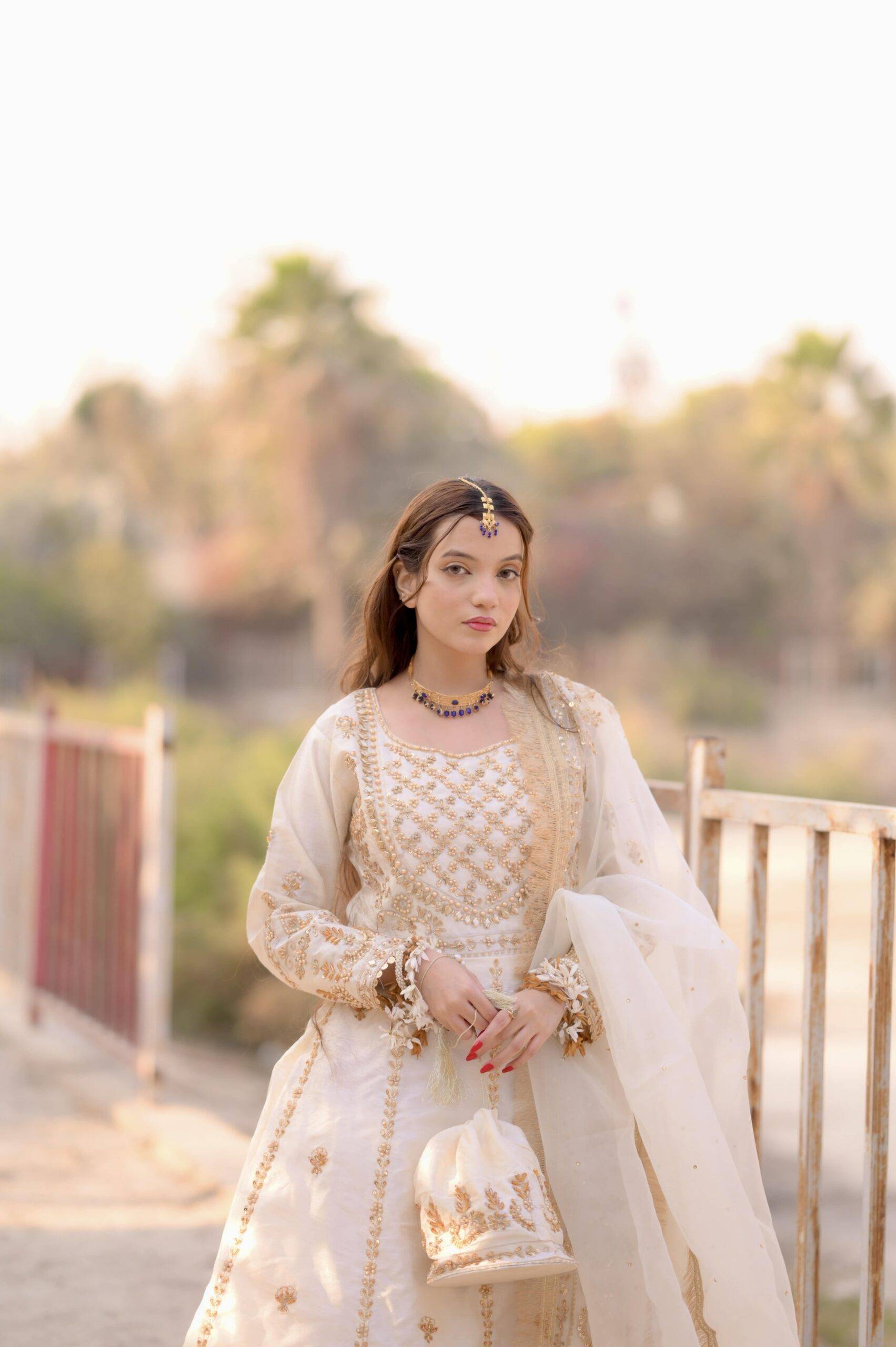 NIKKAH MAXI WITH POTLI
