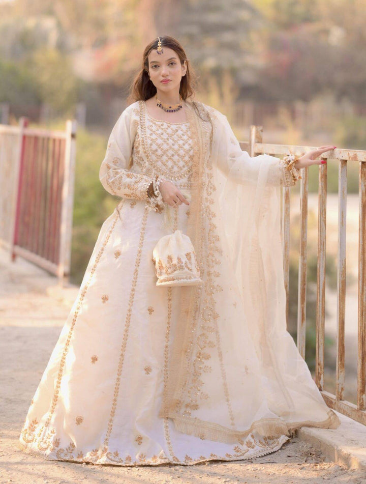 NIKKAH MAXI WITH POTLI