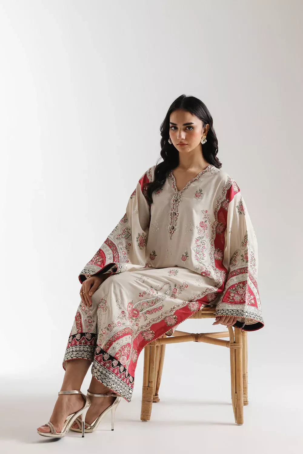 Ethnc - Ivory kaftan