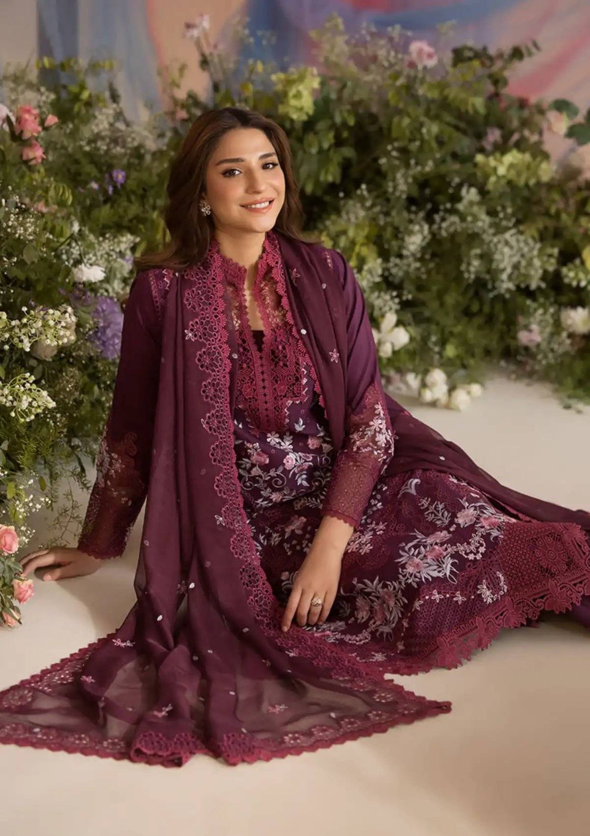 SOBIA NAZIR LUXURY LAWN - Falsa
