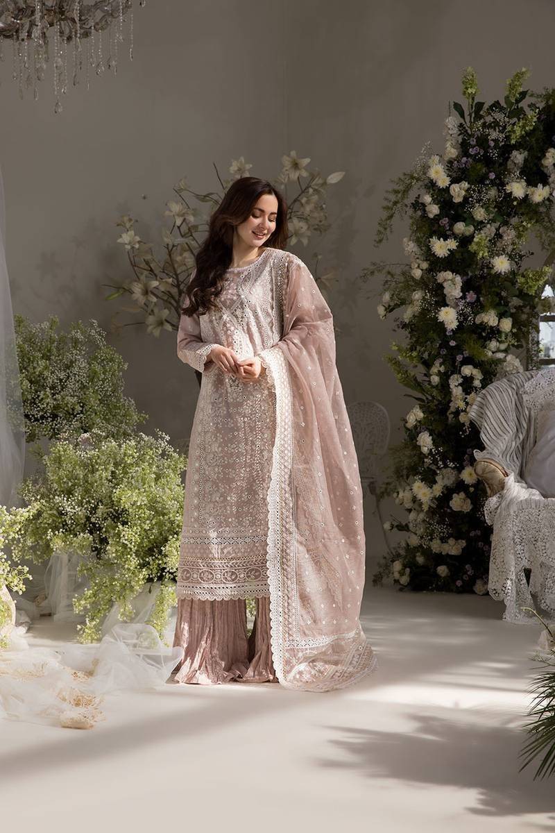 SOBIA NAZIR LUXURY LAWN - 9A