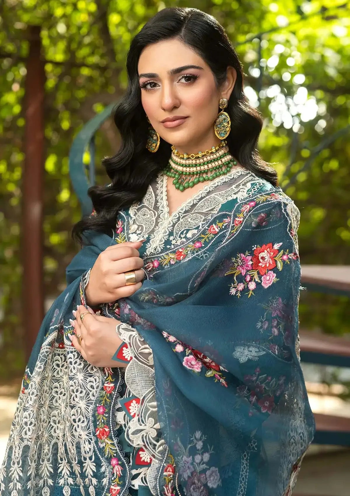 Maryam Hussain Luxury Lawn-Neelum