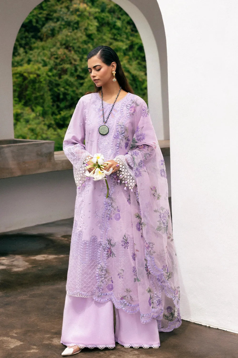 Saira Rizwan \ lawn jarden