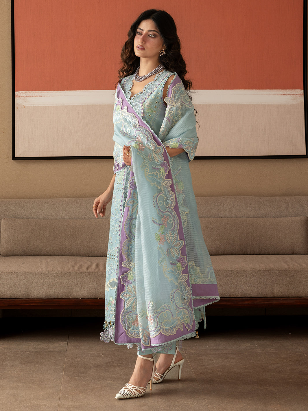 Mahnur Lawn - Bluegrass