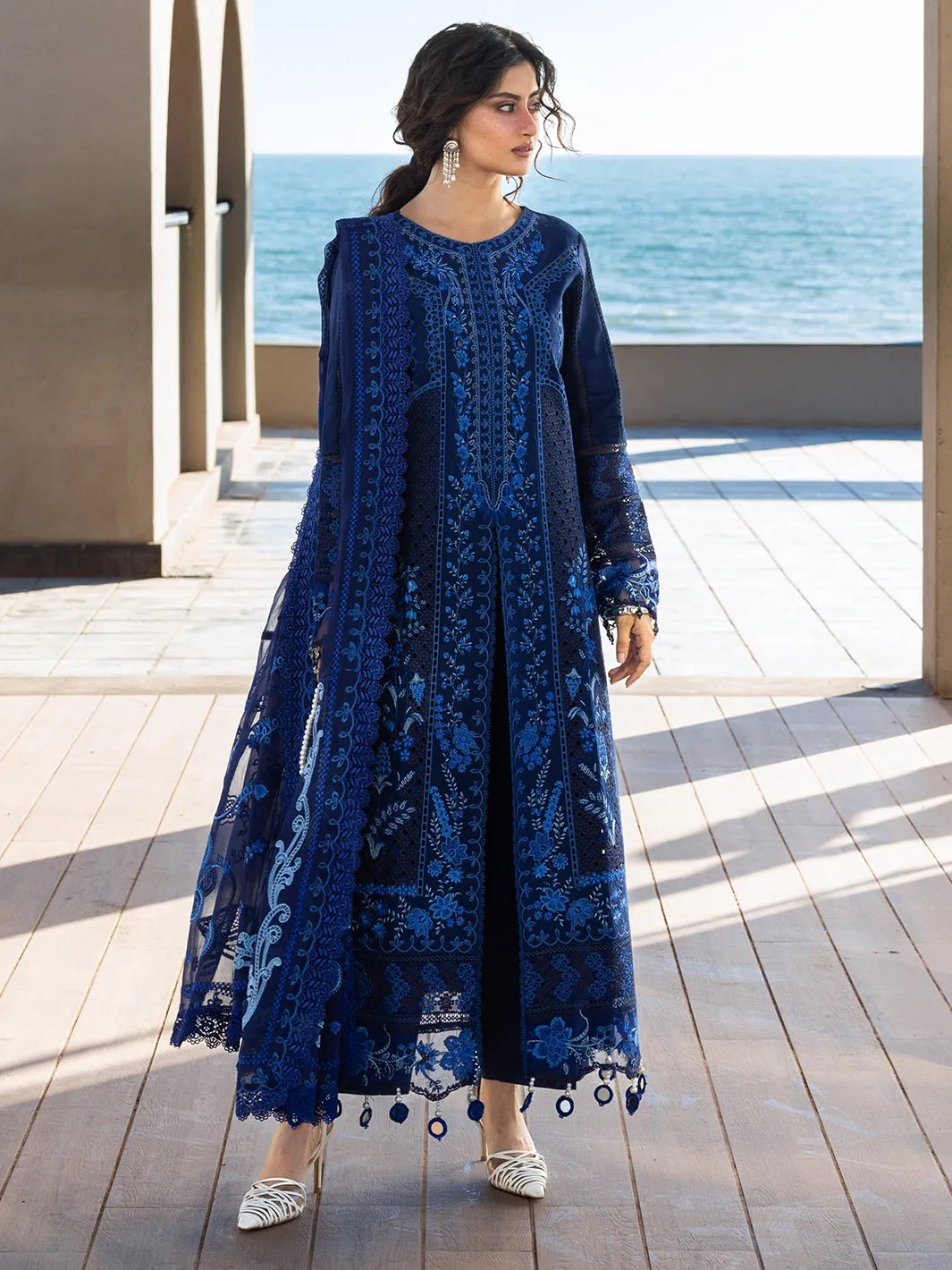 Mahnur Lawn | sajal blue