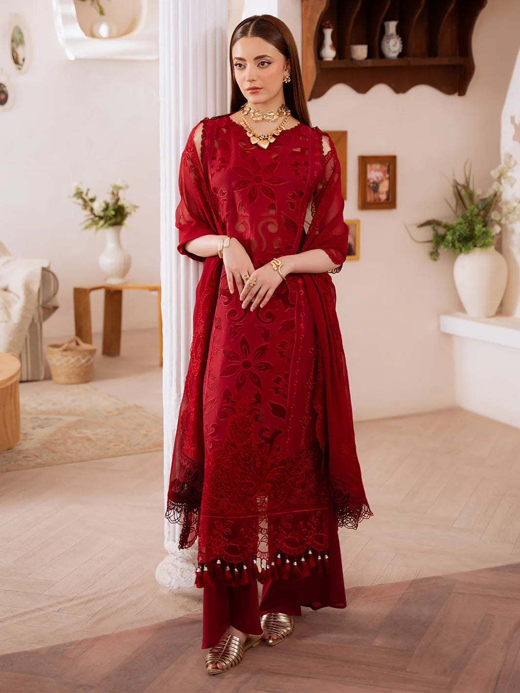 Mahnur Lawn - Red BLOOMED