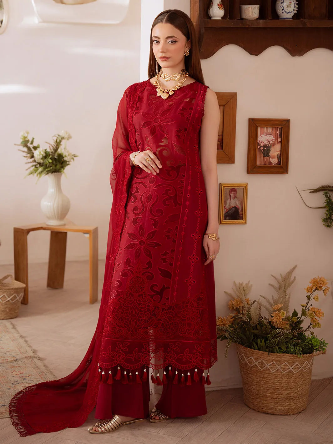 Mahnur Lawn - Red BLOOMED