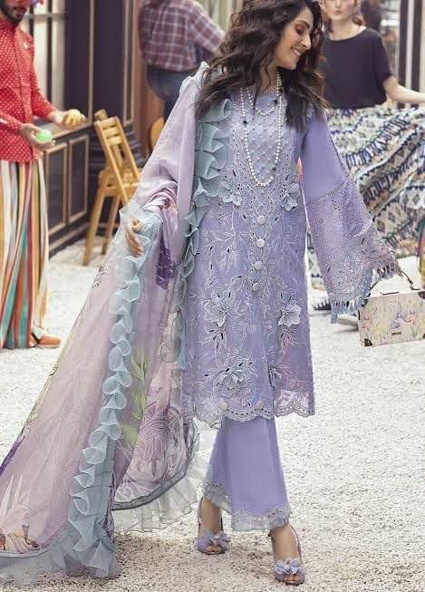 MUSHQ LAWN HEATHER