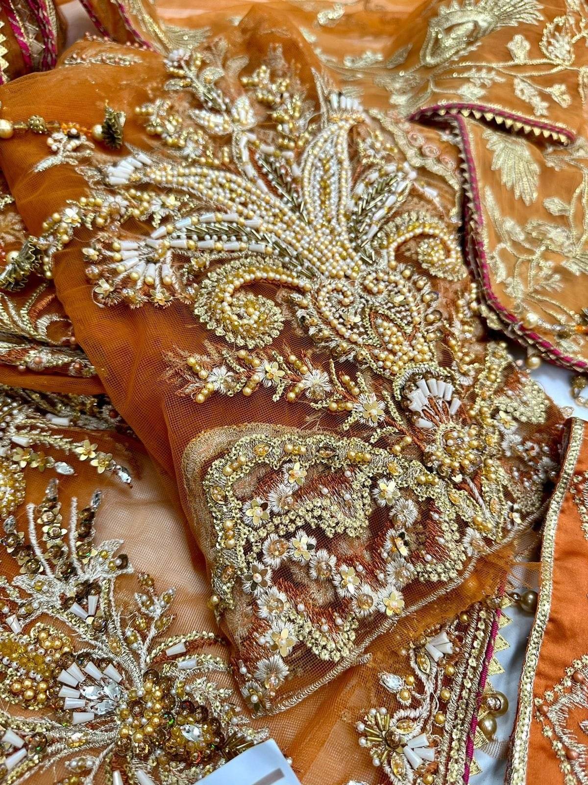 Afrozeh oriental
