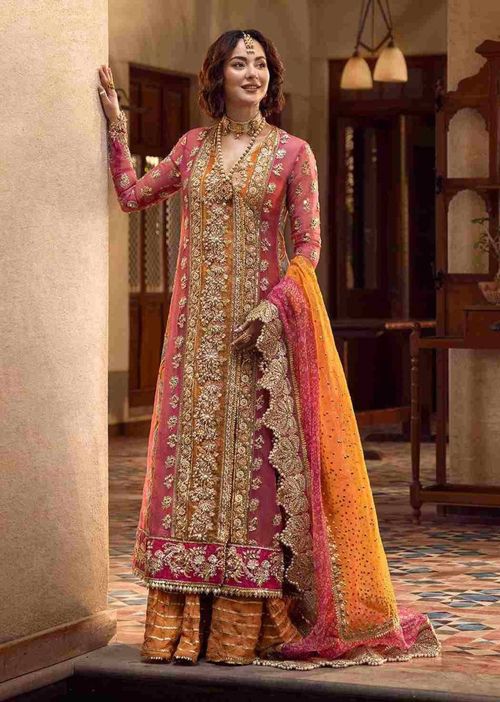 Crimson Galore ek jhalak