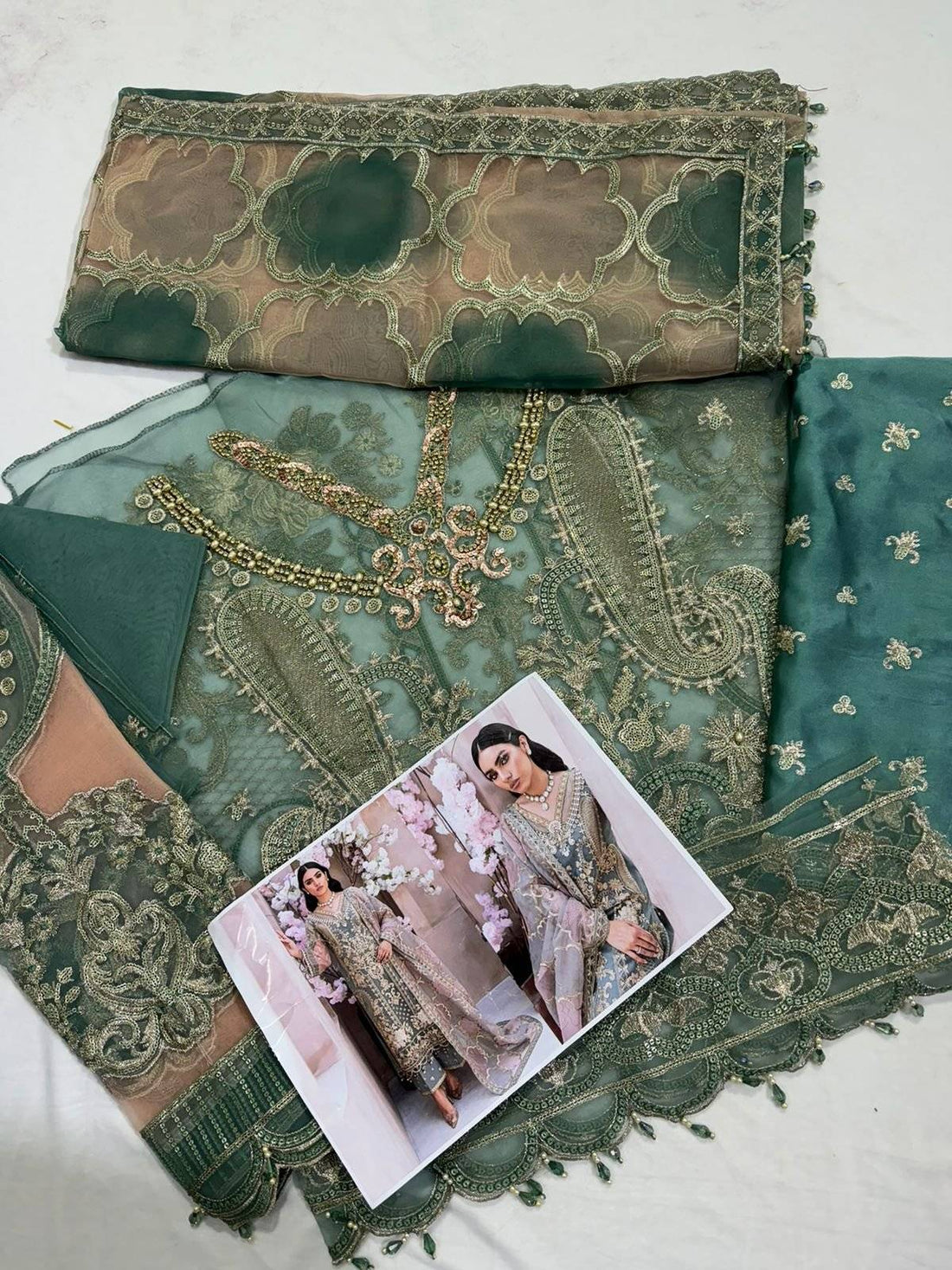 IMROZIA BADAL ORGANZA