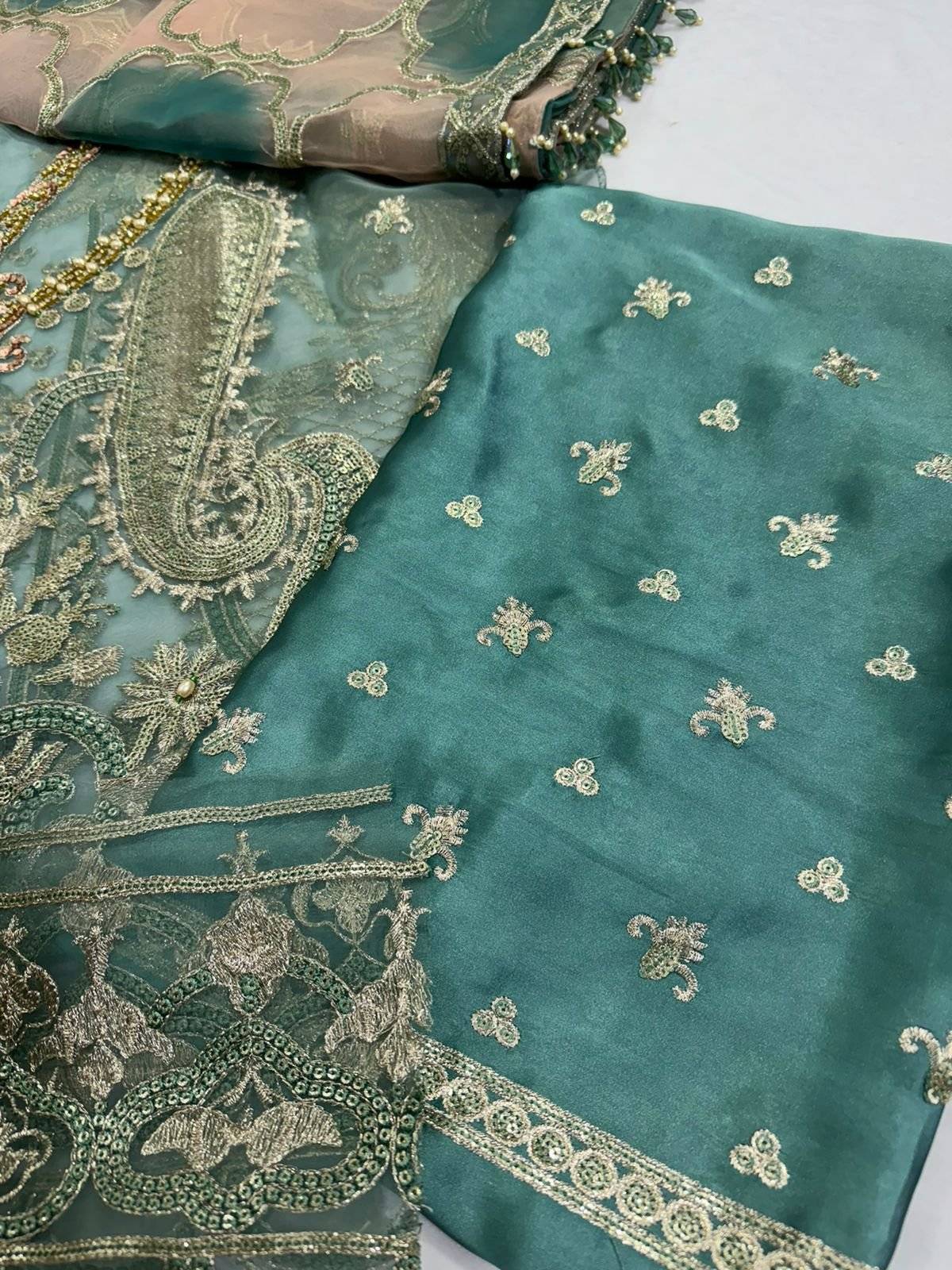 IMROZIA BADAL ORGANZA