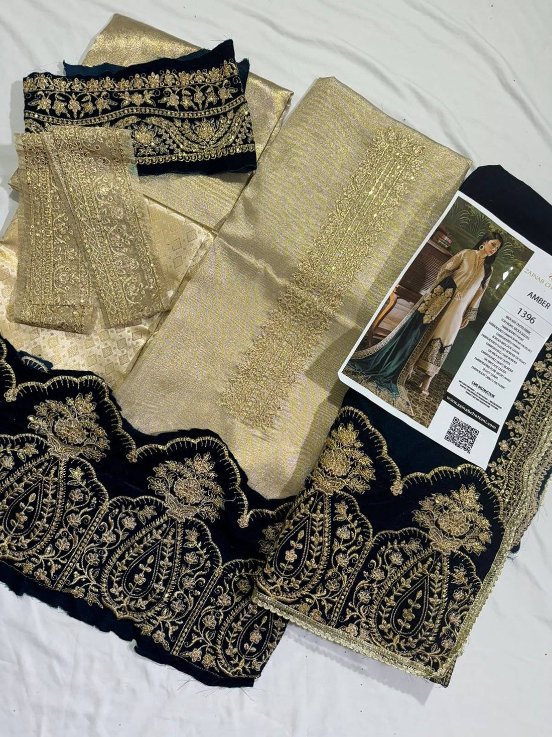 Z.C BROCADE VELVET SHAWL