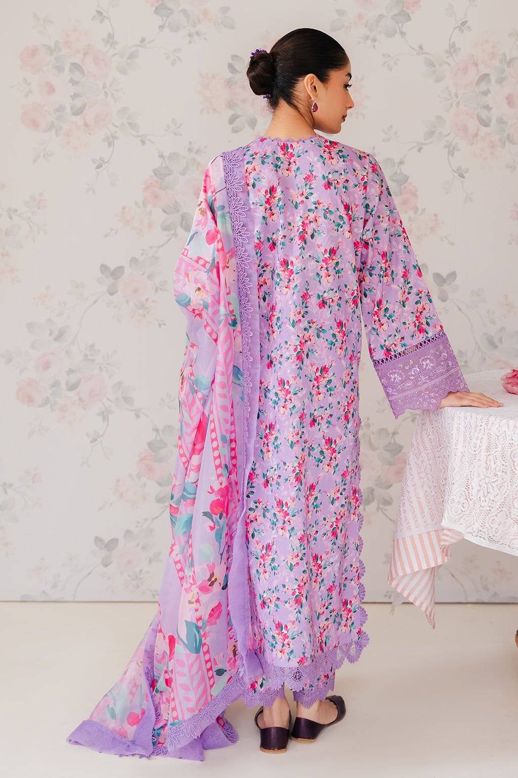 AFROZEH LAWN FLORAL LILC