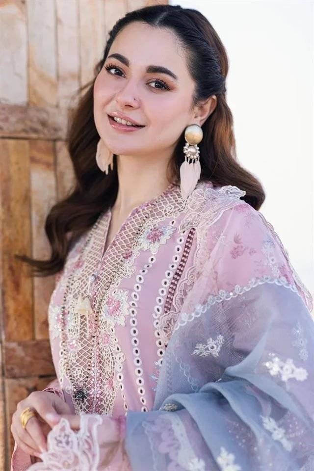 Qalamkar Lawn Pastel pink