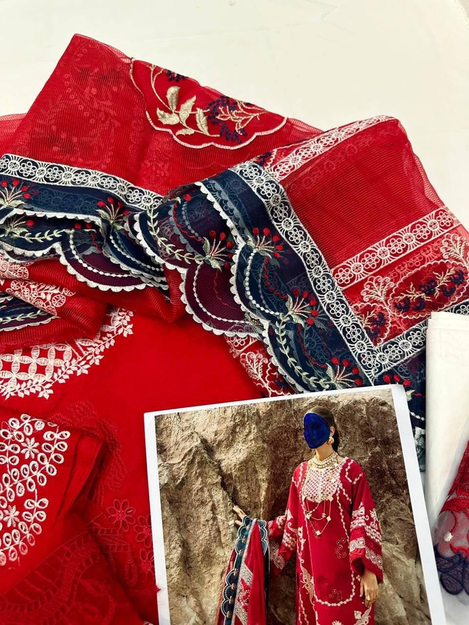 Saira.Shakra LAWN RED FIRE
