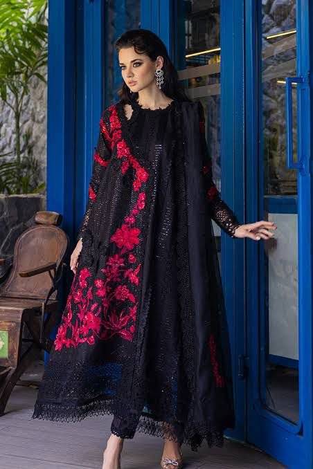 Mushq orient LAWN