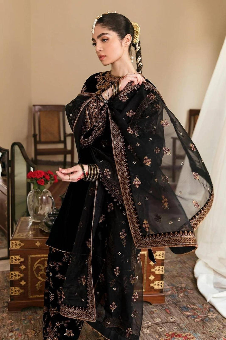 BAROQUE VELVET TRADITIONAL