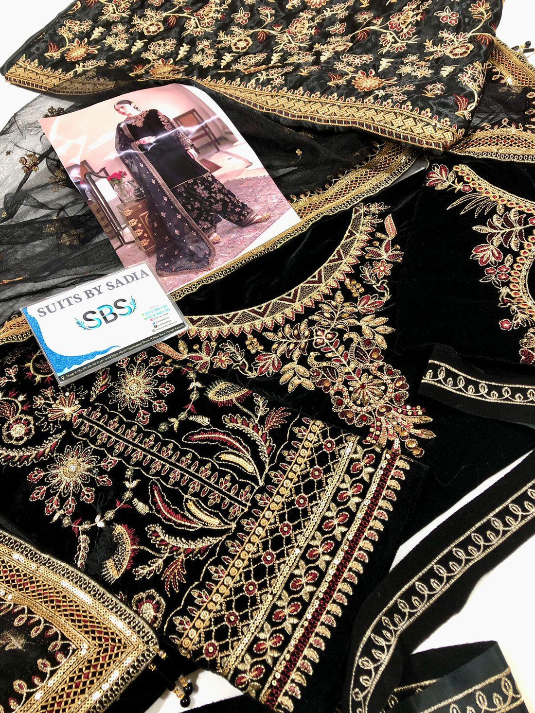 BAROQUE VELVET TRADITIONAL