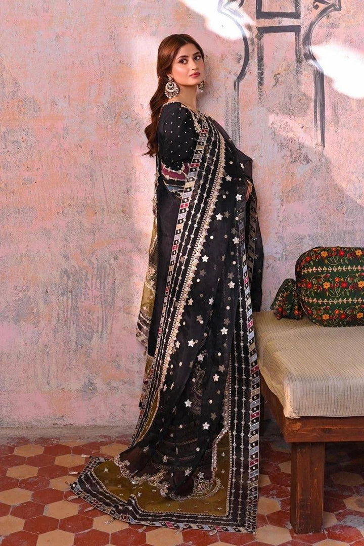 Qalamkar Black - Sajal Aly
