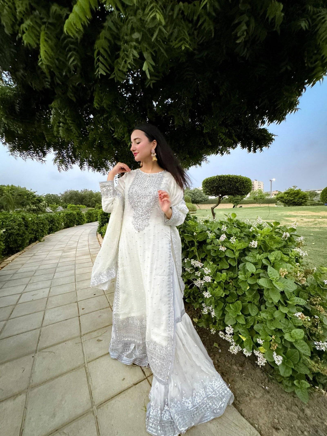CHANDNI BY SBS WHITE