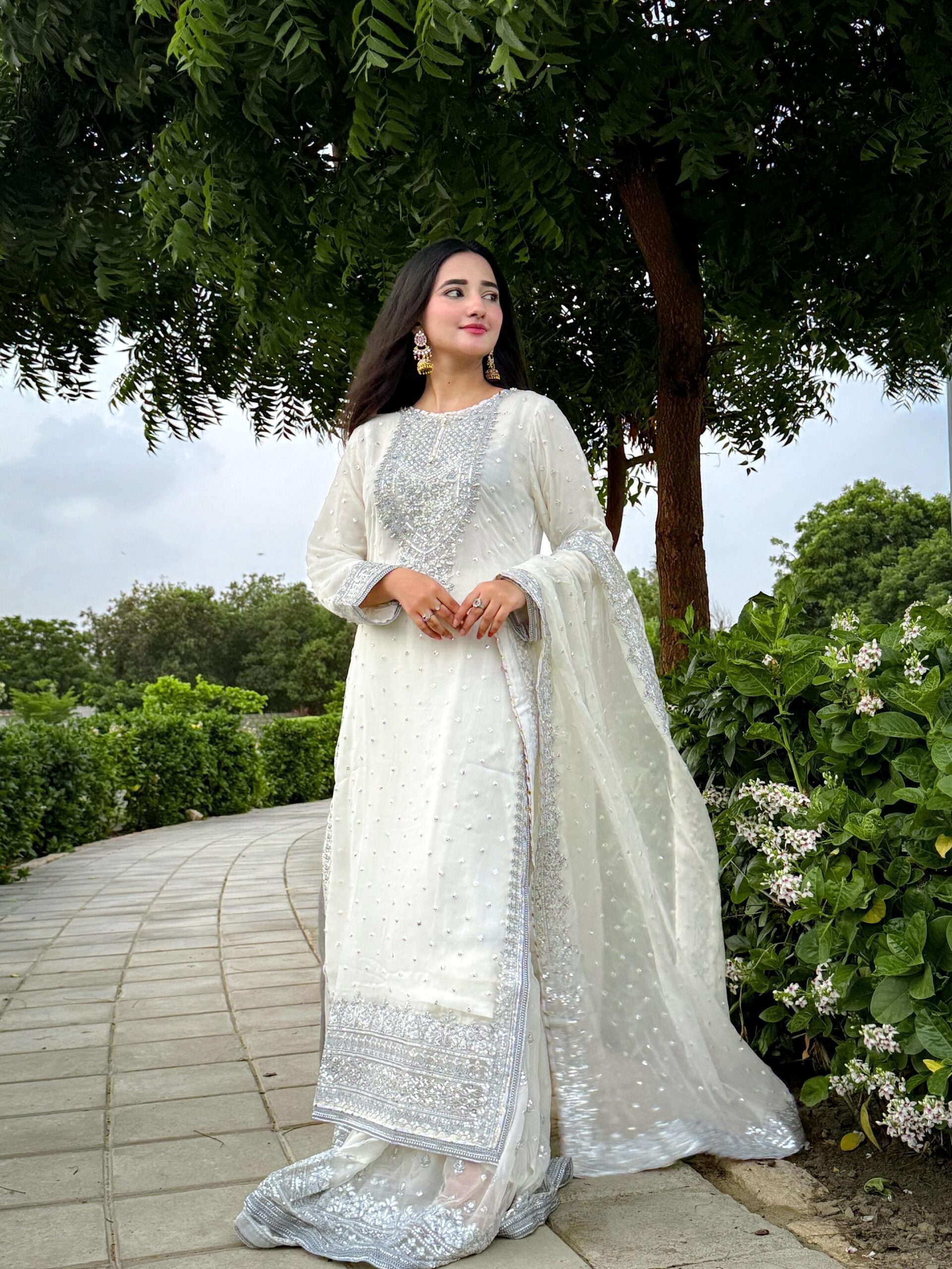 CHANDNI BY SBS WHITE