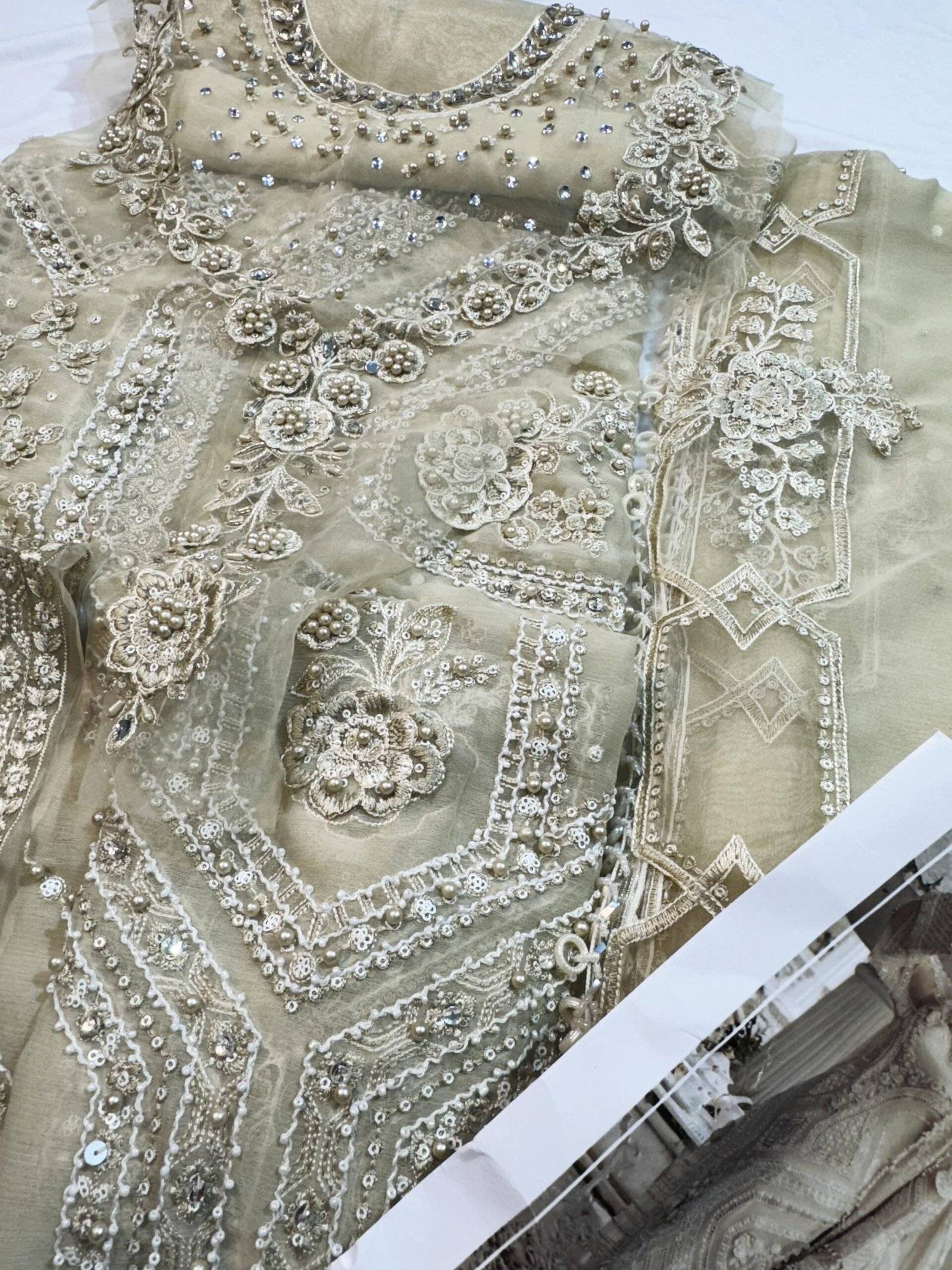 M.B CHIFFON OFFWHITE New