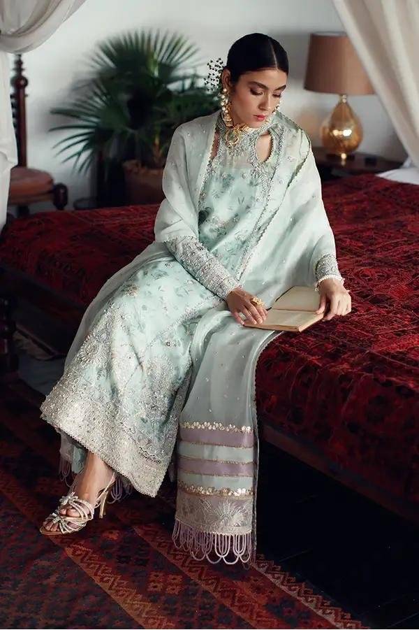 Suffuse pista green khadi net