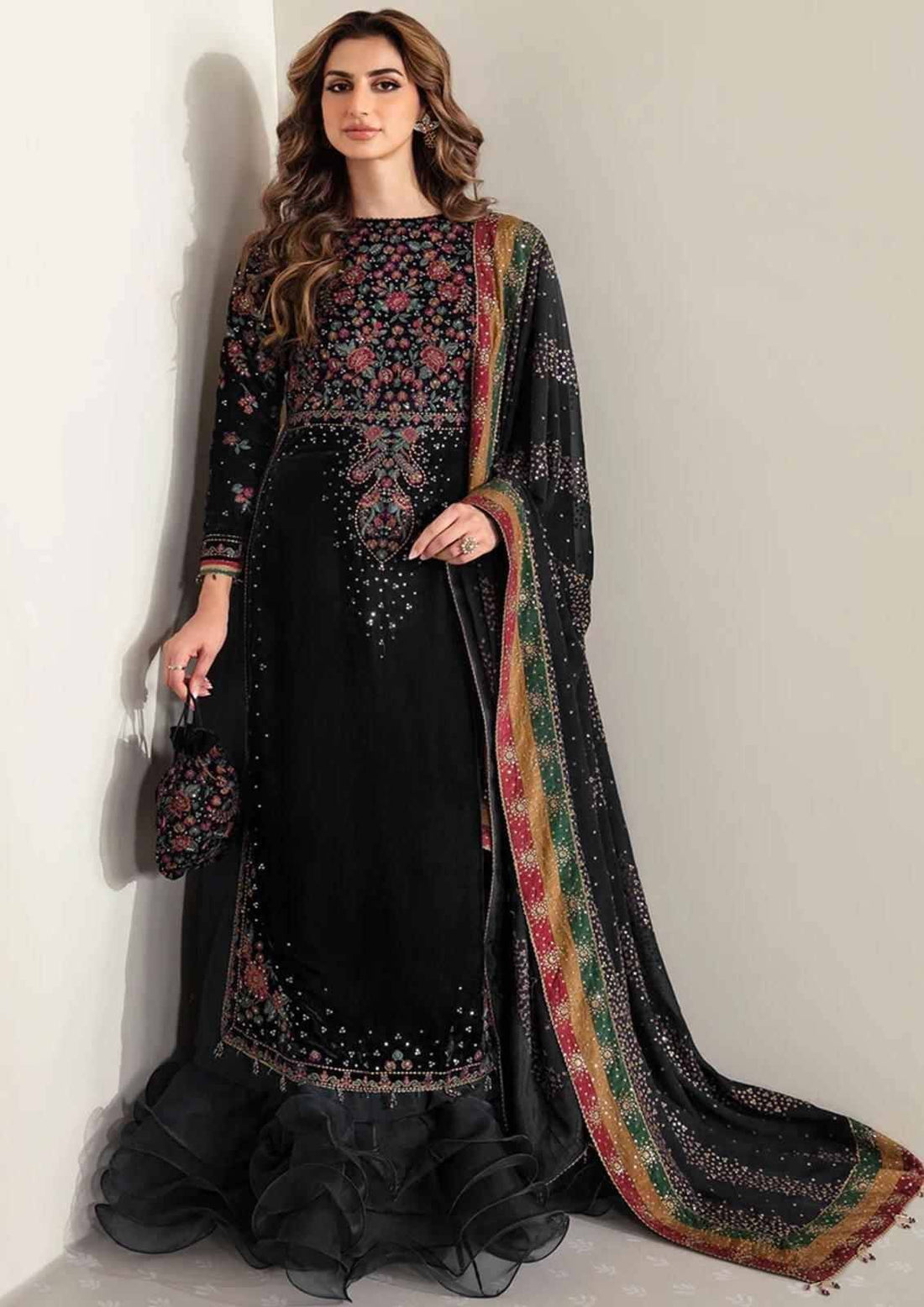 JAZMIN VELVET 23 in BLACK