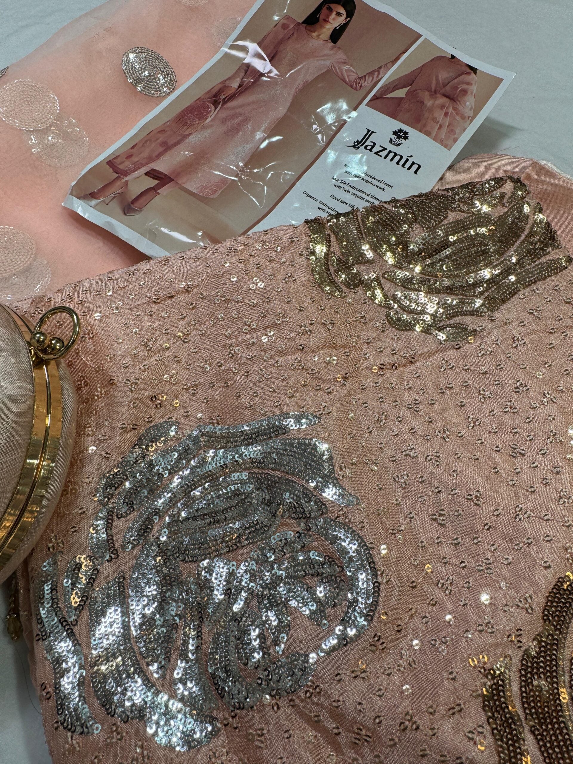 JAZMIN CLUTCH PEACH