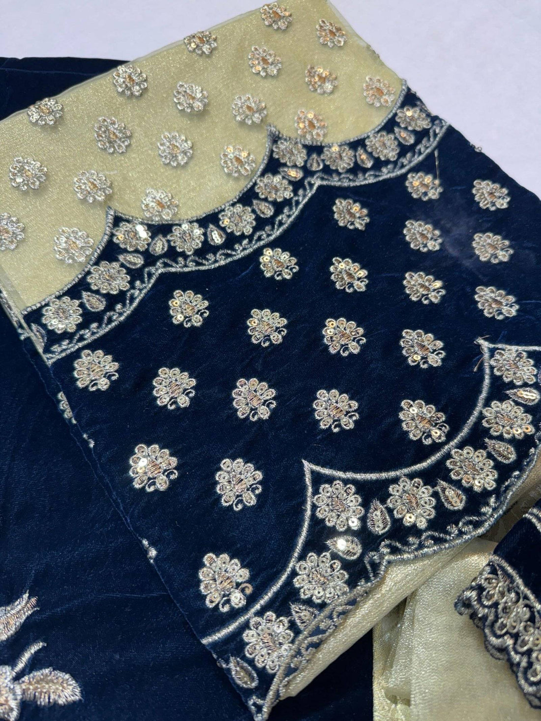 ZAINAB CHOTTANI BROCADE NEW