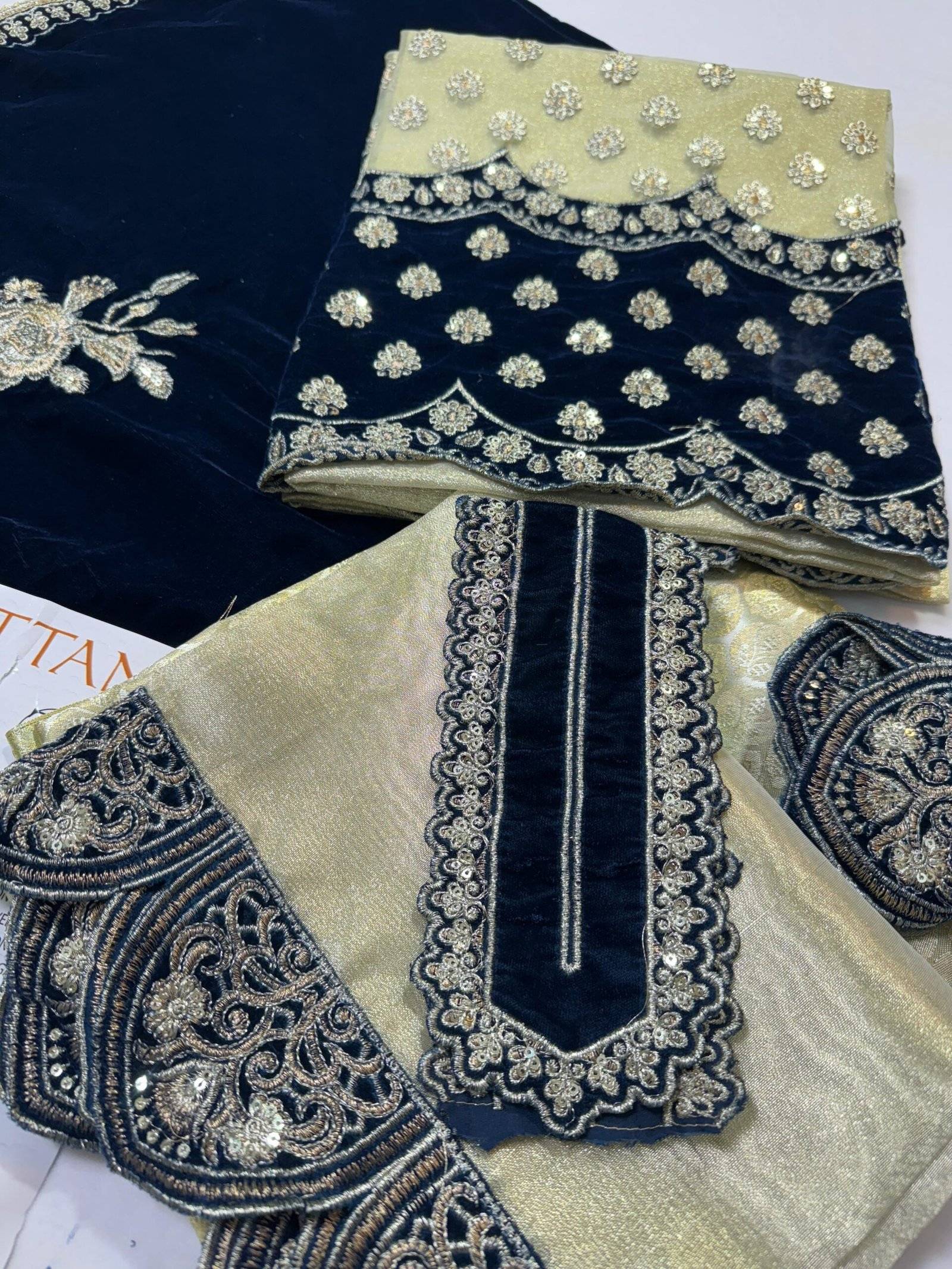 ZAINAB CHOTTANI BROCADE NEW