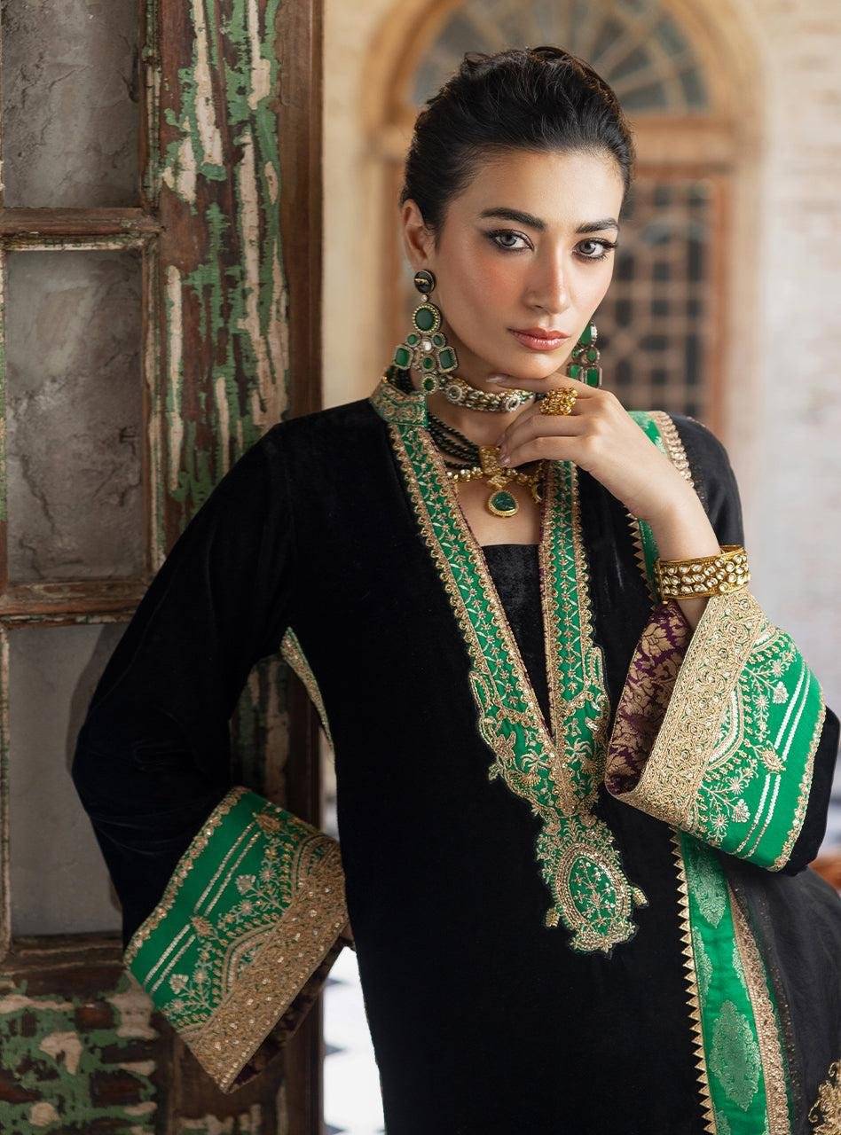 ZAINAB.CHOTANI VELVET Vanya