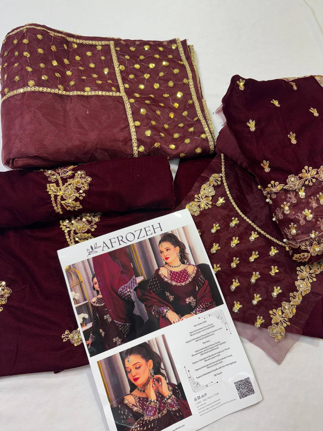 DESIGNER VELVET IN MEHROON