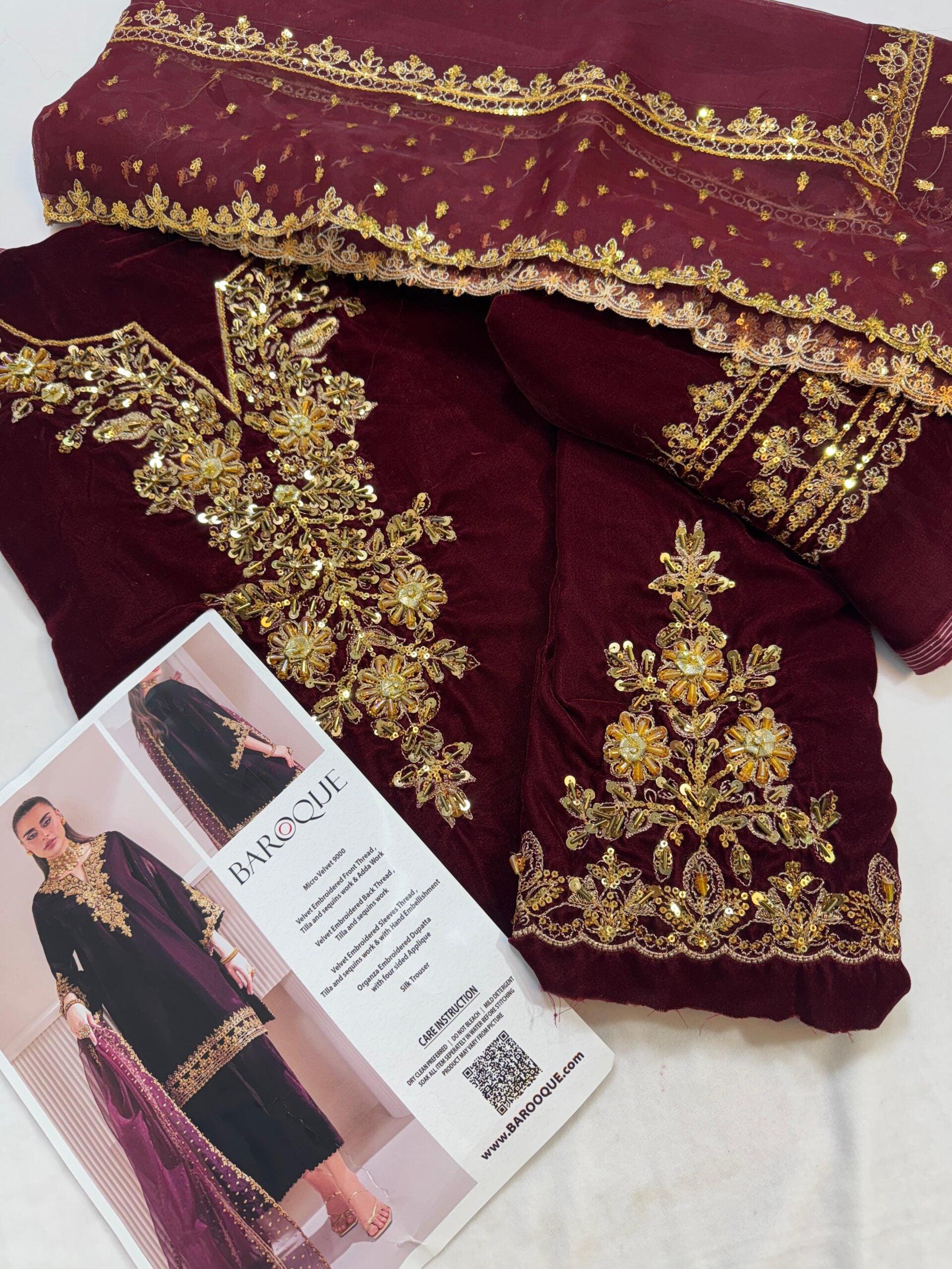 BAROQUE HANDCRAFT VELVET